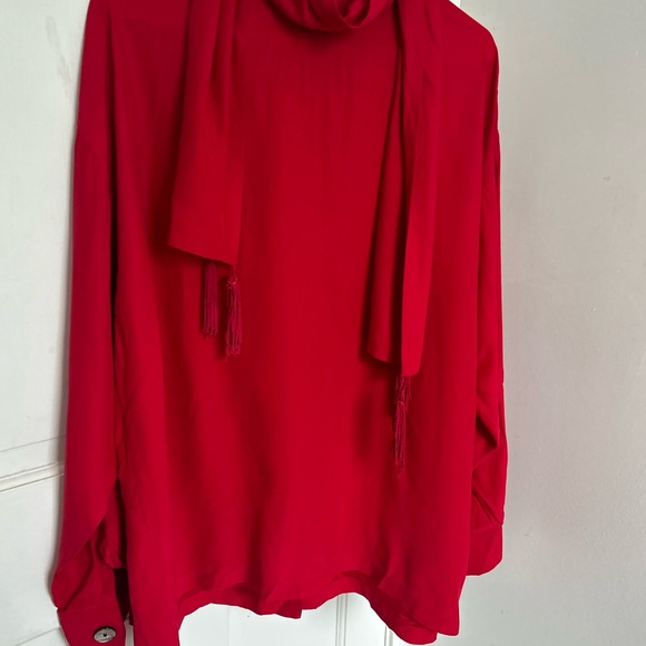 Very RARE Vintage Maurice Sassoon medium, silk buttery ,blouse mint condition. - Picture 3 of 5